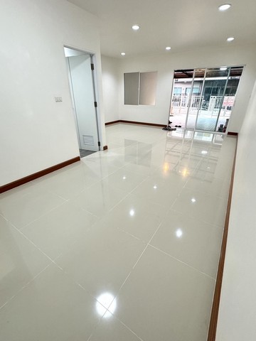 ขายบ้าน ทาวน์เฮ้าส์ 2 ชั้นหมู่บ้านเดอะกรีน 2 ต.หนองปลาหมอ  อ.หนองแค จ.สระบุรี รูปที่ 1
