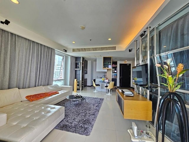 ขายคอนโดบ้านราชประสงค์ ห้องมุม ชั้นสูง วิวสนามม้า ใกล้ BTS ขายพร้อมเฟอร์นิเจอร์ครบ พร้อมเข้าอยู่ รูปที่ 1
