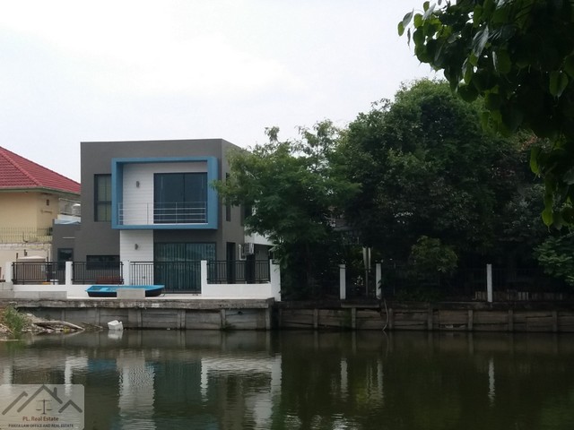 ขายบ้านเดี่ยวสไตล์โมเดิร์นย่านเลียบด่วน 61 ตรว. หมู่บ้านมณียา ถนนประดิษฐ์มนูธรรม หลังบ้าน วิวบึงน้ำ มุมพักผ่อนส่วนตัวท่ามกลางบรรยากาศริมน้ำ รูปที่ 1