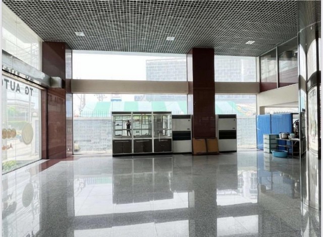 ขายอาคาร 6 ชั้นครึ่ง 200 ตรว. กว่า 3000 ตรม. ย่านเหม่งจ๋าย รัชดา ติดถนนประชาอุทิศ ใกล้เลียบด่วน เอกมัย ทองหล่อ ใกล้สถานทูตลาว รูปที่ 1
