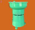   เครื่องขัดผิวโลหะแบบเขย่า (ไม่มีสะพานแยกชิ้นงาน) / Vibratory Finishing Machine