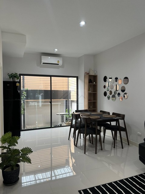 ให้เช่าทาวน์โฮม 3 ชั้น 2 ห้องนอน บ้านกลางเมือง พระราม 9-กรุงเทพกรีฑา (ตัดใหม่) เฟอร์นิเจอร์พร้อมอยู่ ใกล้ Airport Link บ้านทับช้าง รูปที่ 1