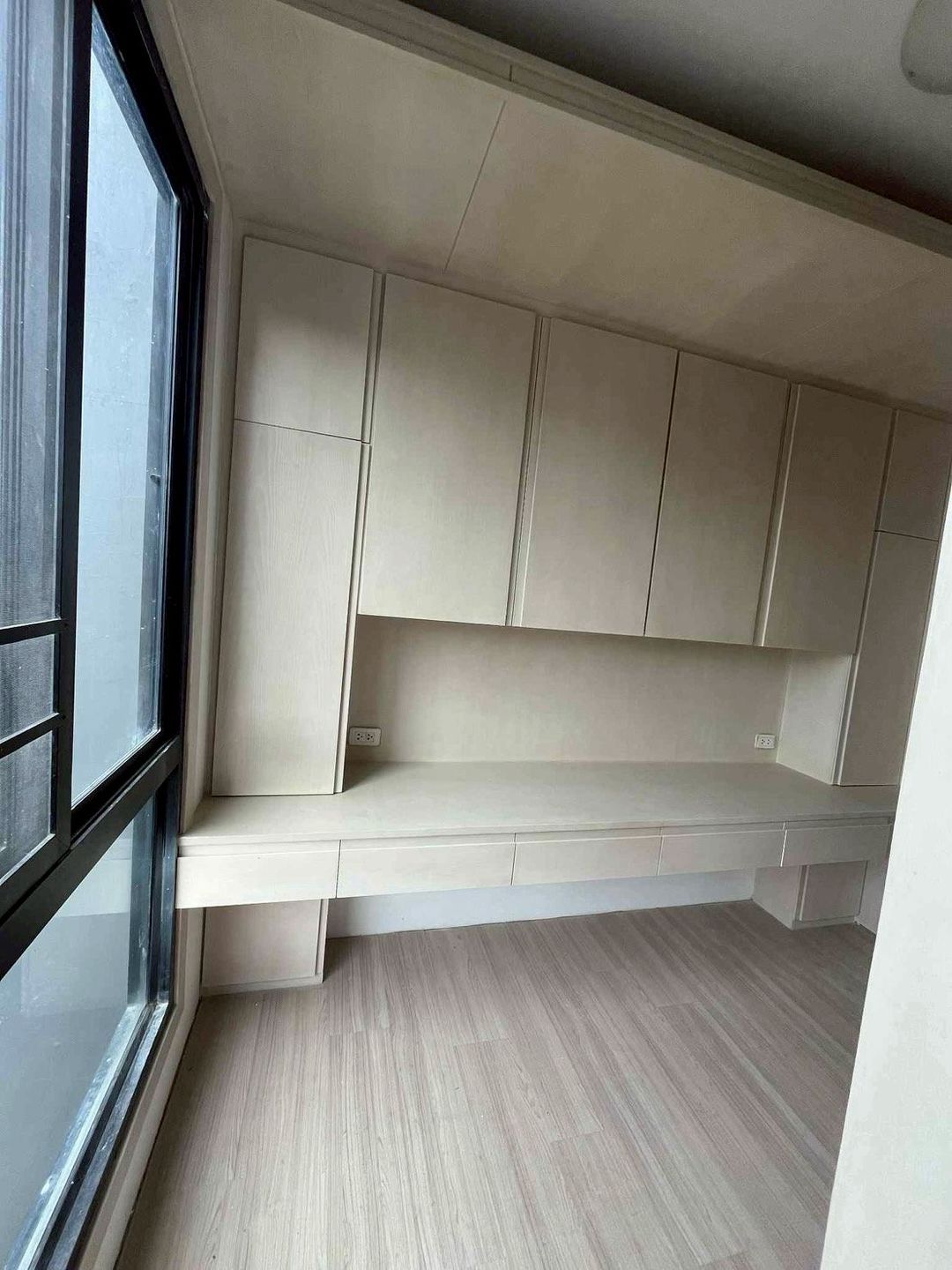 NEW!! ห้องใหม่ ไม่เคยเข้าอยู่ ให้เช่า 23,500 บาท/เดือน #Treasure Condo 60 ตรม. 2 นอน 2 น้ำ วิวสระว่ายน้ำ พร้อมเข้าอยู่ ต้นเดือนสิงหาคมนี้! รูปที่ 1