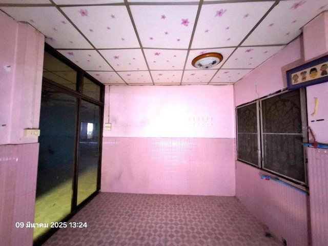 ขายบ้านเดี่ยวหมู่บ้าน อู่ทองเพลส โครงการ 2 ถ.ประชาอุทิศ (เปียร์นนท์) ต.คูคต อ.ลำลูกกา จ.ปทุมธานี  รูปที่ 1