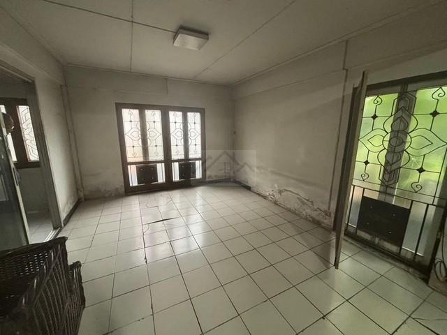 ให้เช่าบ้านเดี่ยว 2 ชั้น 150 ตรว. ซอยเอกมัย 28 เหมาะทำHome Office , Clinic หรือ air bnb รูปที่ 1