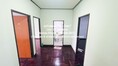 TOWNHOME ขายทาวน์โฮม 2 ชั้น (รีโนเวทแล้ว) ถ.ราชพฤกษ์ (ซ.สวนผัก 32) อ.บางกรวย จ.นนทบุรี 22.7 ตร.ว. 3 น 2 น้ำ 2 จอดรถ ราคา 2.59 ล้านบาท (โอนฟรี) ขนาดพื้นที่ 23 ตารางวา 2590000 บ.   บรรยากาศร่มรื่น เป็นทาวน์โฮมพร้อมอยู่ที่ได้มีการรีโนเวทแล้ว พร้อมกับตั้