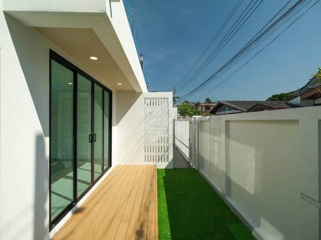 P851 ขาย บ้านเดี่ยว 1 ชั้นครึ่ง 50 ตรว. หมู่บ้าน เสรี-อ่อนนุช อ่อนนุชซอย 16  ซอยอ่อนนุช 70-1 รีโนเวทใหม่ หมดทั้งหลัง บ้านสวยพร้อมอยู่ รูปที่ 1