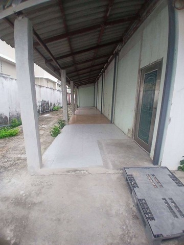 ขายตึกต่ำกว่าราคาประเมิกรม ลาดปลาเค้า ขนาดพื้นที่ 200 ตรว  2000 ตรม  รูปที่ 1
