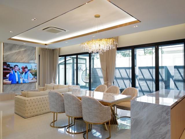 ให้เช่าบ้านเดี่ยวหรู 120 ตรว 4 ห้องนอน โครงการ The Pavilla กาญจนาภิเษก-บางบอน 3   สระว่ายน้ำส่วนตัว เฟอร์พร้อมอยู่ รูปที่ 1
