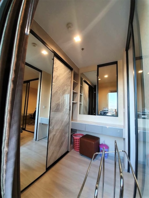 Life One Wireless comfortable convenient peaceful 21st floor BTS Ploen Chit รูปที่ 1