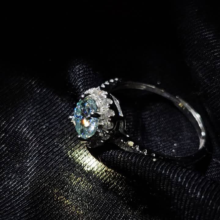 แหวนเพชรแท้ ดีไซน์ทันสมัย ราคาสบายกระเป๋า - ปุอามี่ Diamond Lap Rama2 (083-2469526)  รูปที่ 1
