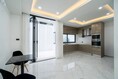 ขาย Townhome 3 ชั้น 25 ตรว ซอยสุขุมวิท 15 ทำเลดี เพียง 1 นาทีถึง โรงเรียนนานาชาติ NIST และ 5 นาที ถึง BTS อโศก 