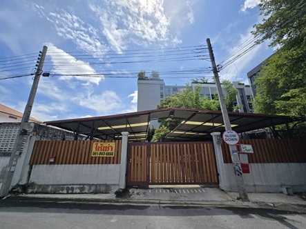 ให้เช่าที่จอดรถ/ที่ดินเปล่าถมแล้ว ซ.ลาดพร้าว15 Line ID@757zwvfy รูปที่ 4