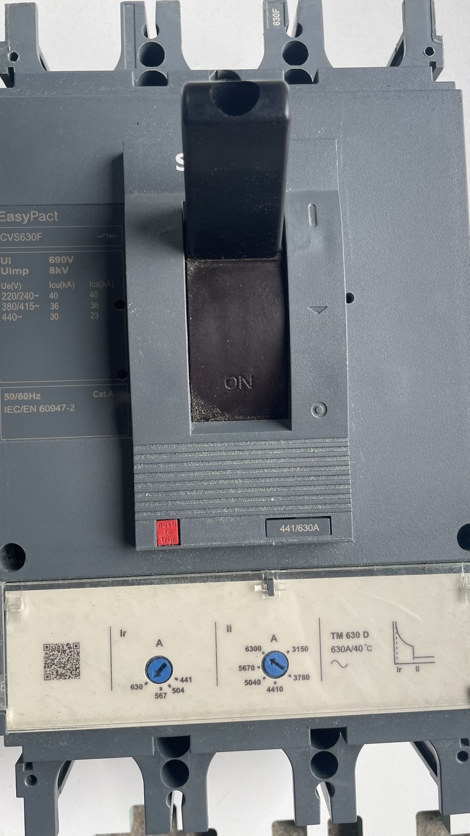ขาย เมน เบรกเกอร์ ชไนเดอร์ สามเฟส รุ่นCVS630F 630 แอมป์ มือสอง  Main Breaker 3P Schneider 630A รูปที่ 3