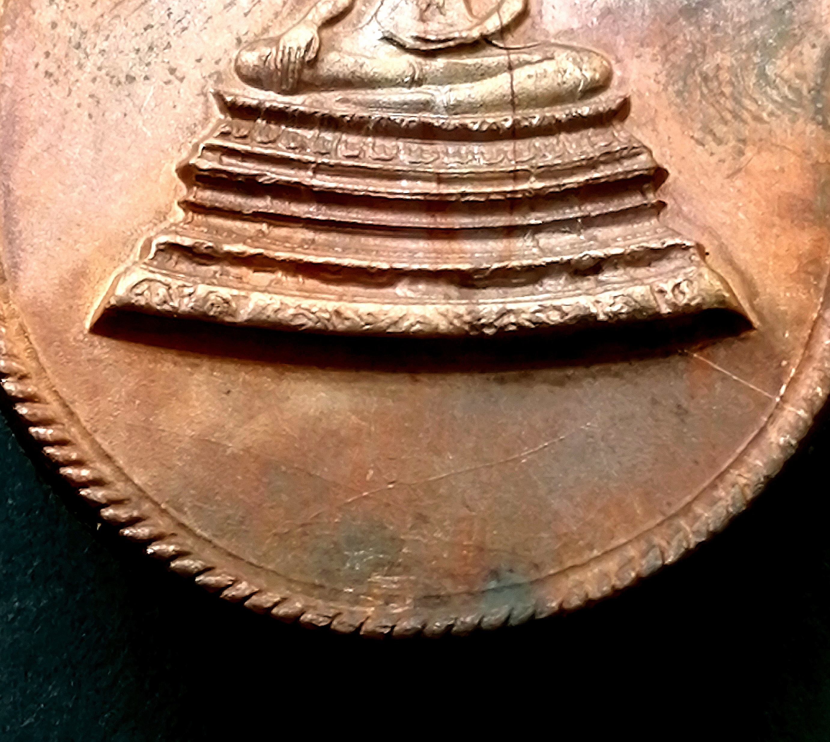 เหรียญพระศาสดาหลังตราขั่ง รุ่นแรก ปี2516 เนื้อนวะโลหะ บล็อกนิยม(คันไถ) วัดบวรนิเวศวิหารฯ รูปที่ 3