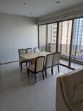 ให้เช่าคอนโด The Emporio Place Sukhumvit 24 ขนาด 105 ตร.ม ชั้น16 ใกล้รถไฟฟ้า BTS สถานีพร้อมพงษ์