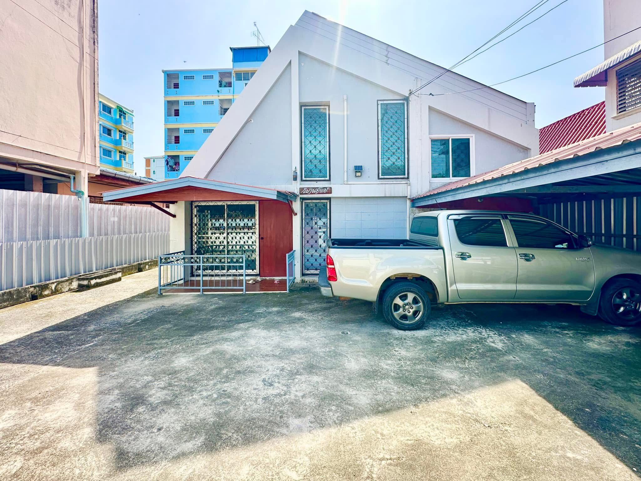 ขายด่วน บ้านเดี่ยว 2 ชั้น หมู่บ้านนวนคร 64 ตร.ว. รูปที่ 5