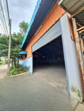 ขายโกดังฉะเชิงเทรา อำเภอเมือง ตำบลคลองหลวงแพ่ง ตัวโกดังสร้างเต็มพื้นที่ จอดรถด้านหน้าได้หลายคัน
