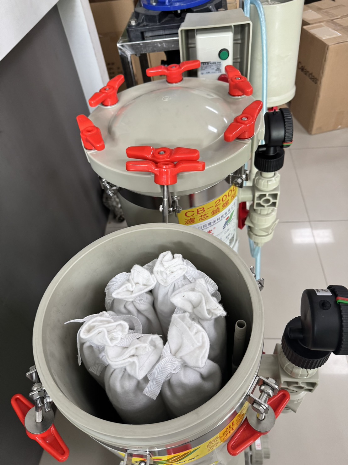 เครื่องกรองเคมี รุ่น  CB-2006-SEC2HP_ถังคู่ 6ไส้ Brand 