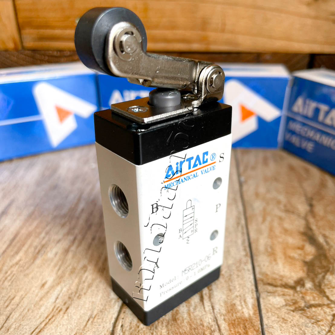 วาล์วควบคุมทิศทาง แบบกลไล AIRTAC M5 Series รูปที่ 3