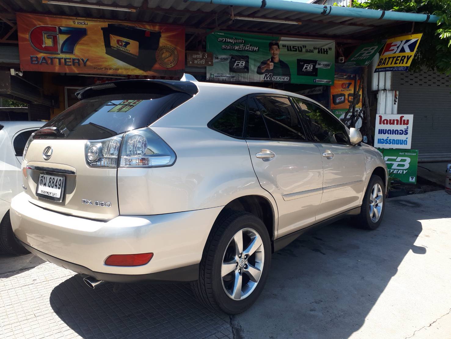 ขายรถ TOYOTA HARRIER ปี 2005 รถมือสองสภาพสวยมาก พร้อมใช้งาน รูปที่ 3
