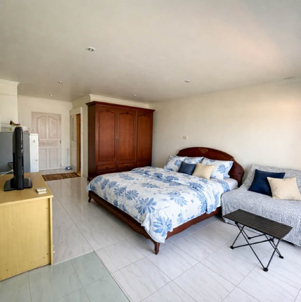 คอนโดให้เช่า/Condo for rent  Jomtien Hill Resort (จอมเทียน ฮิลล์ รีสอร์ท) พัทยาใต้ ใกล้ท่าเรือแหลมบาลีฮาย/เซนทรัล รูปที่ 4