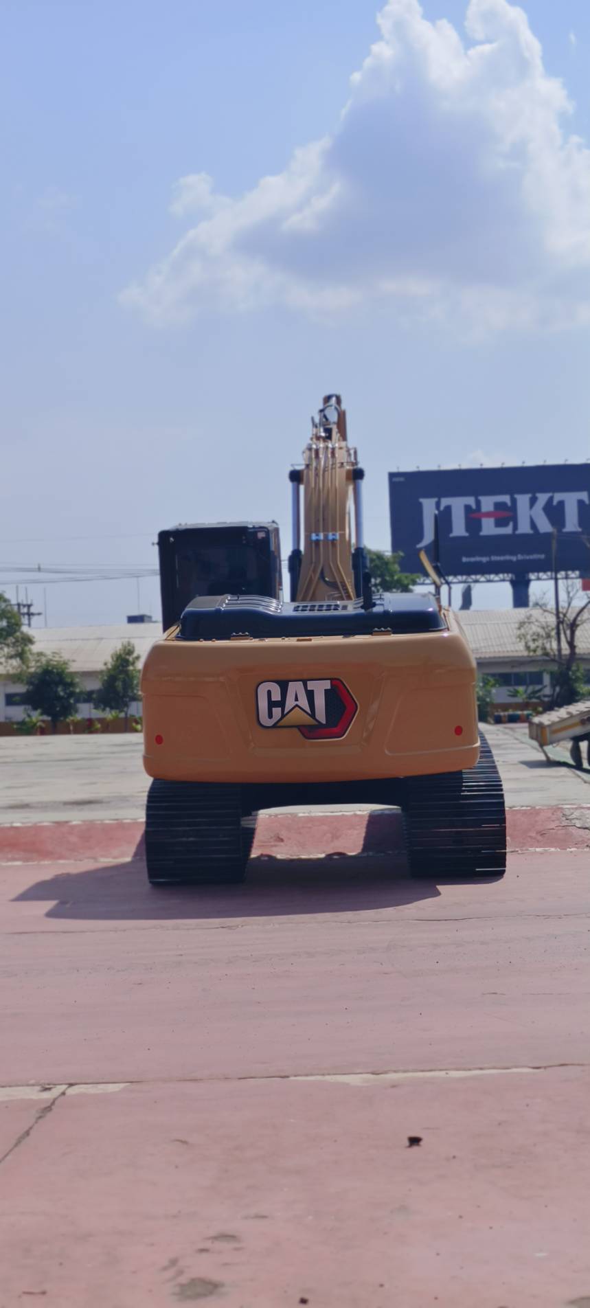 รถขุด CAT 320GX NEW สนใจติดต่อ ปิ่น ศุภสุตา 089-925-7129 รูปที่ 2