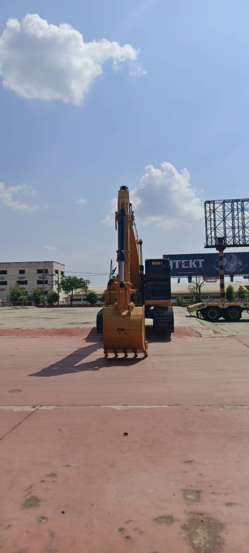 รถขุด CAT 320GX NEW สนใจติดต่อ ปิ่น ศุภสุตา 089-925-7129 รูปที่ 3