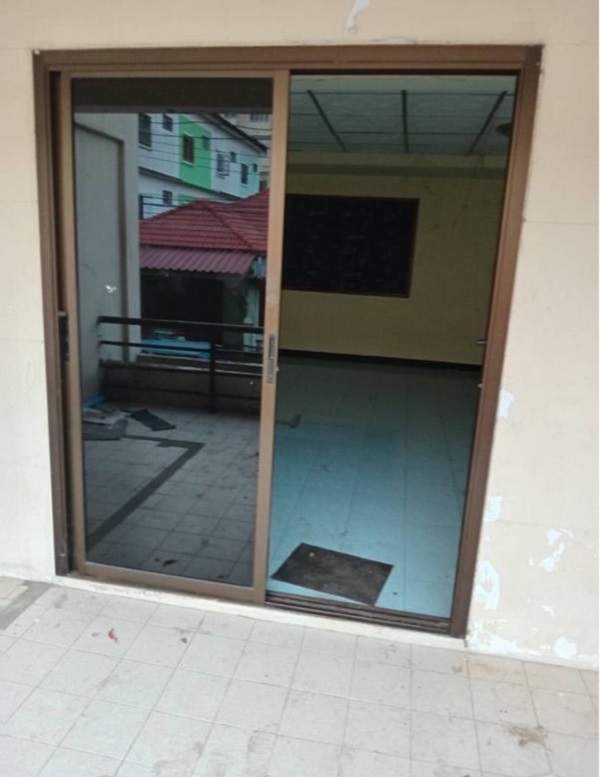 ขายทาวน์เฮ้าส์ 3 ชั้น 30 ตรว หมู่บ้านคลองหลวงโฮมเพลส ตรงข้ามแมคโครคลองหลวง โทร 0982251577 รูปที่ 7