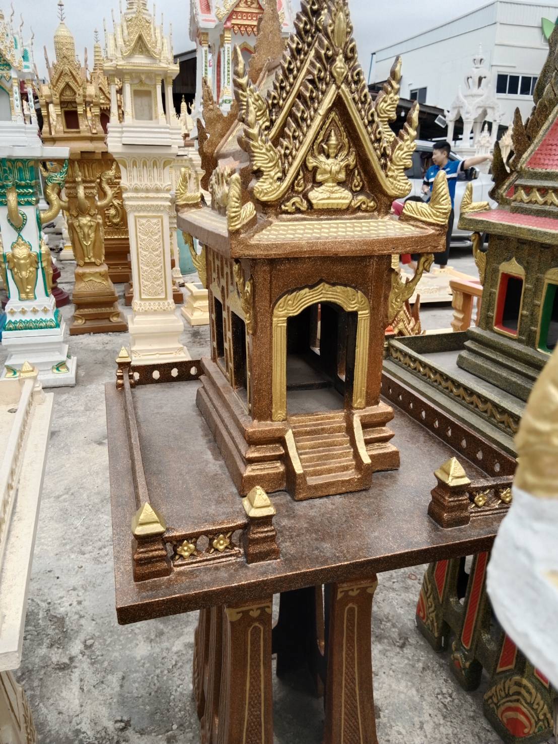 โรงงานผลิต จำหน่ายขายศาลพระภูมิโมเดิร์น์ ศาลพระพรหมติดกระจก ศาลเจ้าที่ ตายายราคาถูก สมุทรปราการ สมุทรสาคร นนทบุรี ปทุมธานี แสมดำ บางขุนเทียน แม่กลอง มหาชัย รูปที่ 2