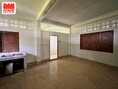 บ้านเดี่ยว 2 ชั้น ใกล้ โรงเรียนเบญจม  เหมาะสำหรับรีโนเวท ทำบ้านเช่า  หรือปรับปรุงอยู่อาศัยเองก็คุ้ม