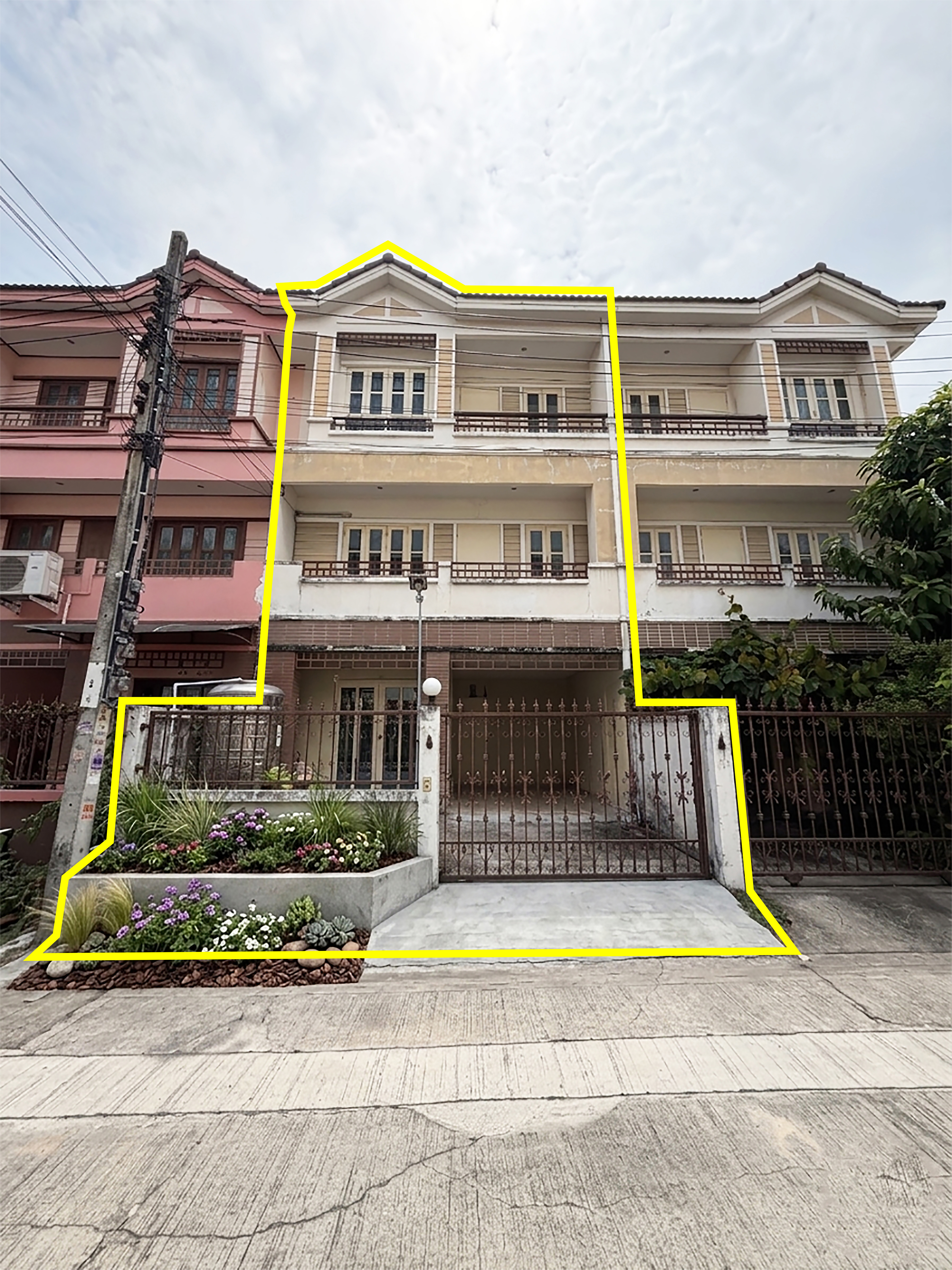 รูปภาพ ขายทาวน์โฮม สินทวี ท่าข้าม 2 ขนาด 24 ตร.ว. 