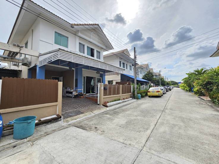 ขายบ้านแฝด ทำเลดี ต่อเติมพร้อมอยู่ โครงการบุรีรมย์ เทพารักษ์  - สุวรรณภูมิ  รูปที่ 3