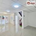 หมู่บ้านกัลปพฤกษ์ เทพารักษ์ กม.26 ทำเลดี รีโนเวทใหม่ทั้งหลัง พร้อมเข้าอยู่