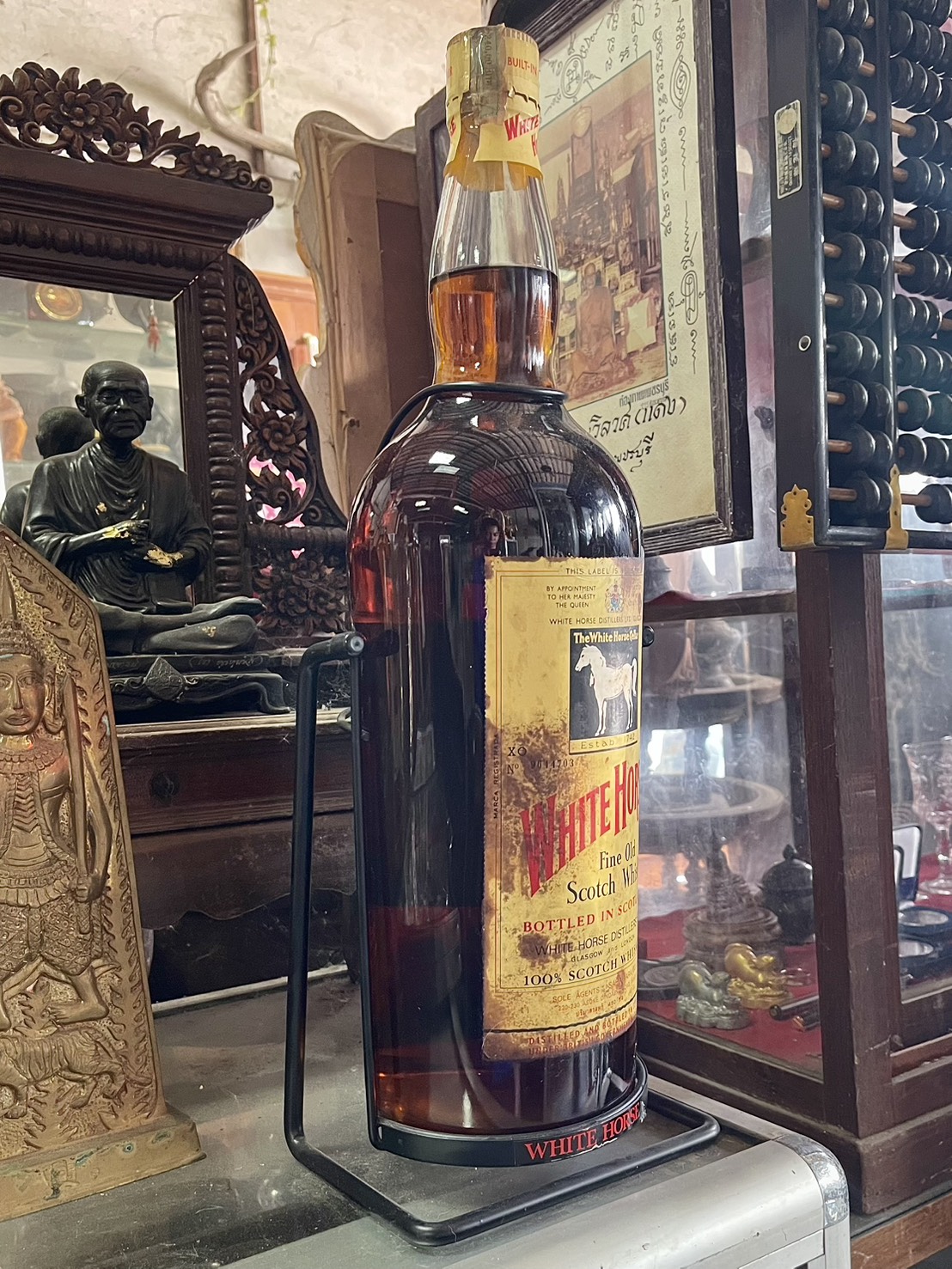 วิสกี้รุ่นเก่า White Horse Fine Old Scotch Whisky ม้าขาว ขวดใหญ่ 4ลิตรครึ่ง รูปที่ 5