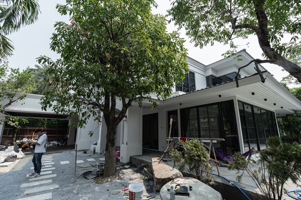 ขายบ้าน หมู่บ้าน ลัดดารมย์ อิลิแกรนช์ ราชพฤกษ์-รัตนาธิเบศ นนทบุรี รีโนเวทใหม่ ทำเลสวย โทร 0944836998 รูปที่ 6