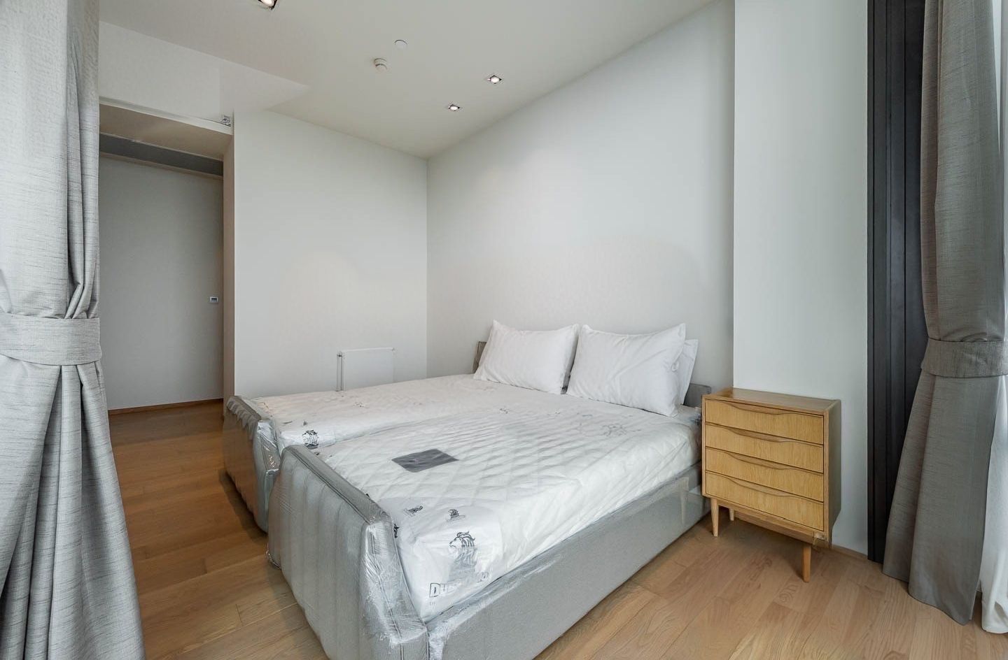 ขายคอนโดหรู 28 Chidlom ใจกลางชิดลม พร้อมอยู่ ห้องใหม่ไม่เคยเข้าอยู่ รูปที่ 3