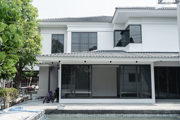 ขายบ้านเดี่ยว ลัดดารมย์ อิลิแกนซ์ ราชพฤกษ์ ทำใหม่ทั้งหลัง ตกแต่งสไตล์ยุโรป โทร 0944836998 รูปที่ 3