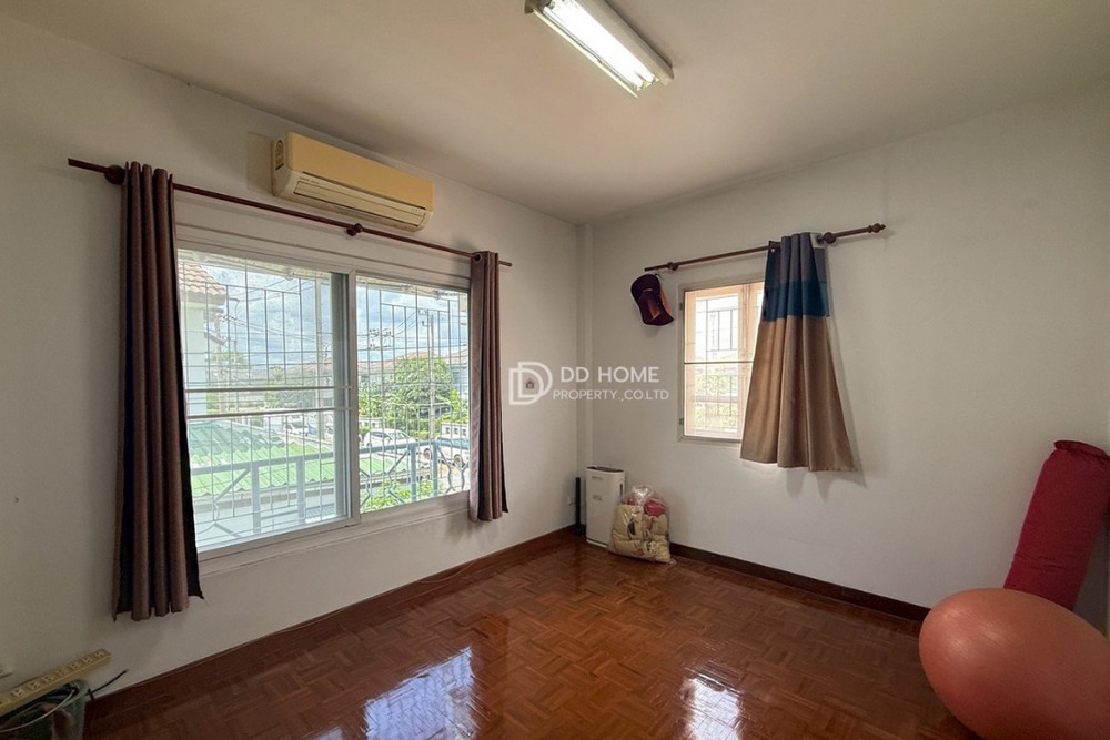 ทาวน์เฮ้าส์ หมู่บ้านสถาพร รังสิต-คลองสี่ หลังมุม (DD002434) รูปที่ 8