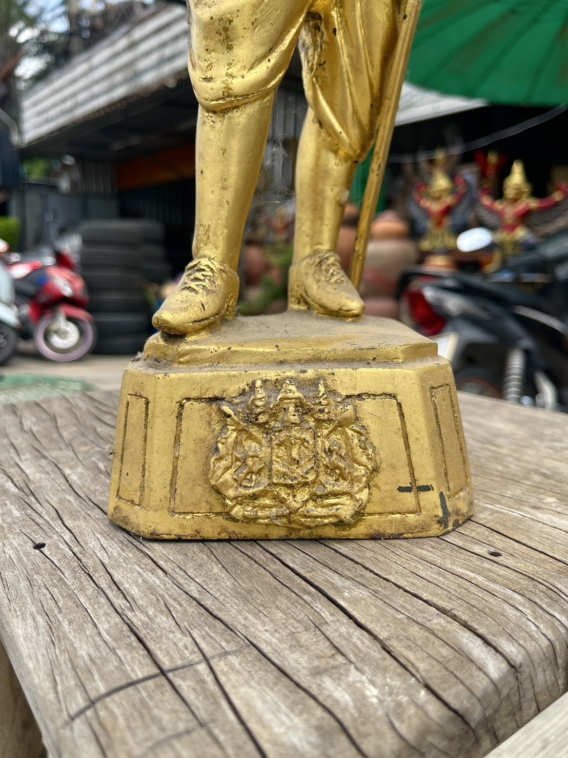 พระบรมรูป รัชกาลที่5 พระบาทสมเด็จพระจุลจอมเกล้าเจ้าอยู่หัว ผิวเปียกทอง รูปที่ 6