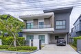 ขายขาดทุน บ้านเดี่ยว Venue ID เพชรเกษม 81 อายุบ้าน 2-3 ปี 4 ห้องนอน มีห้องนอนชั้นล่าง ตกแต่งพร้อมอยู่