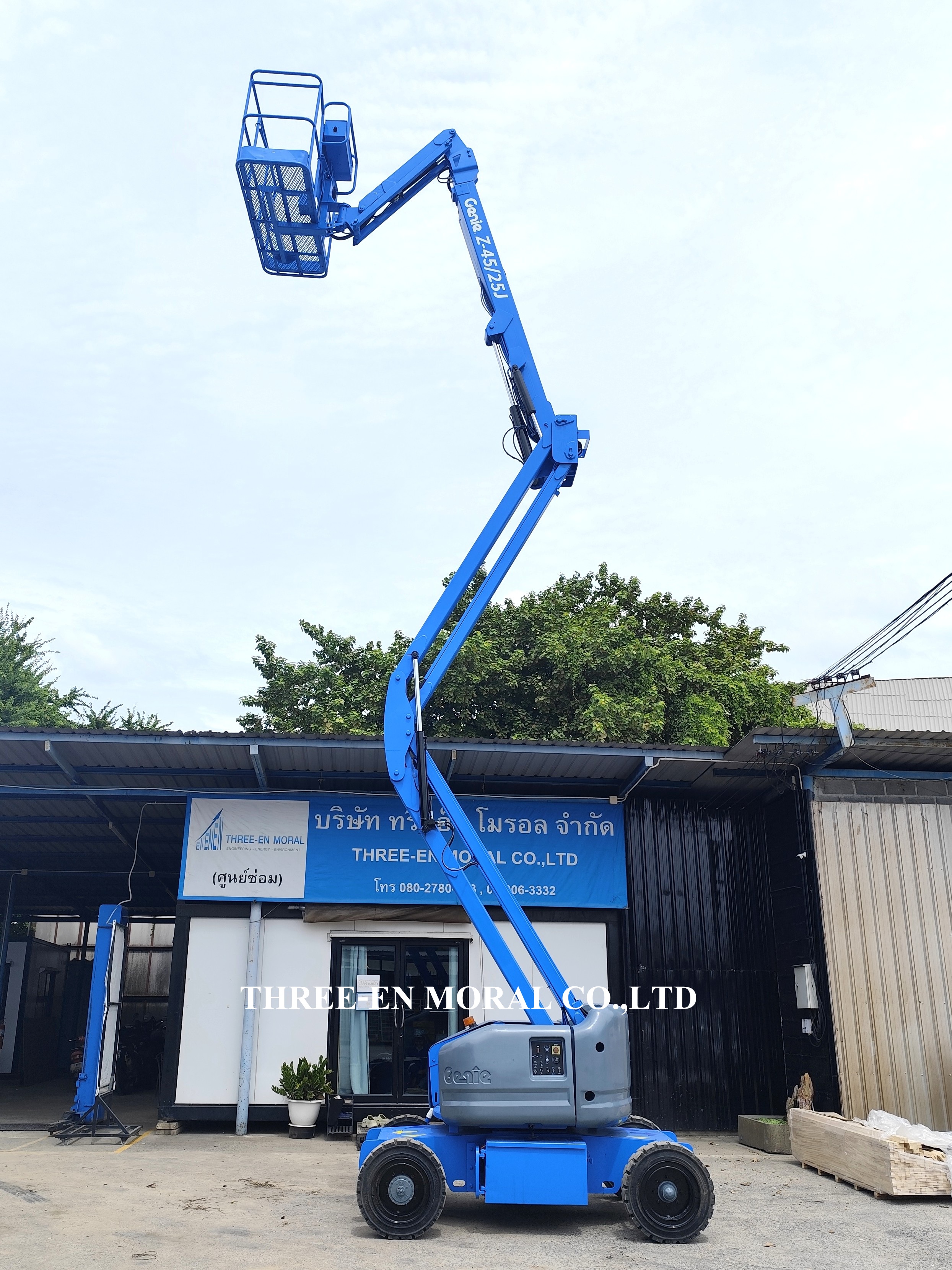 รถกระเช้า Boom Lift Genie Z-45/25J รูปที่ 4