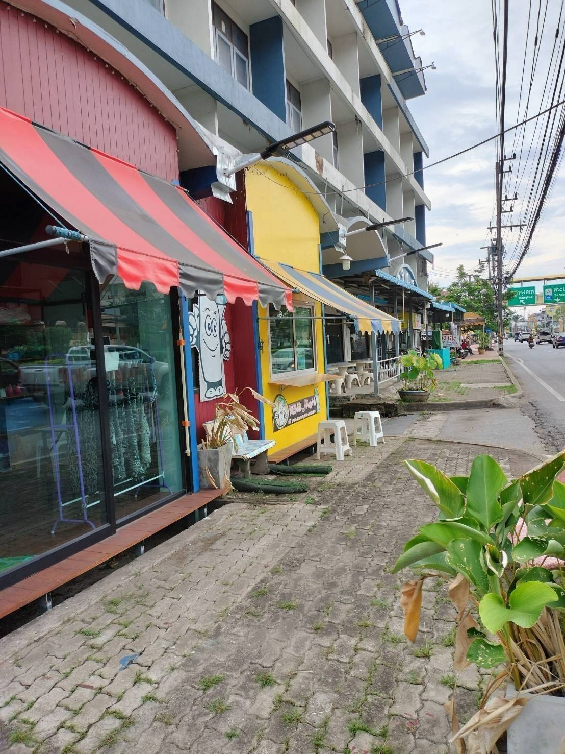 ขายกิจการโรงแรมแห่งเดียวที่ติดถนนสายหลักจำนวน 3 ไร่ ใจกลางเมืองนครนายก รูปที่ 3