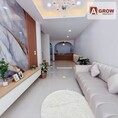 หมู่บ้านเพ็ญศิริ 4 ซอยเลียบวารี25/1 ต้นซอย รีโนเวทใหม่ทั้งหลัง เฟอร์ฯครบ ตกแเต่งพร้อมเข้าอยู่