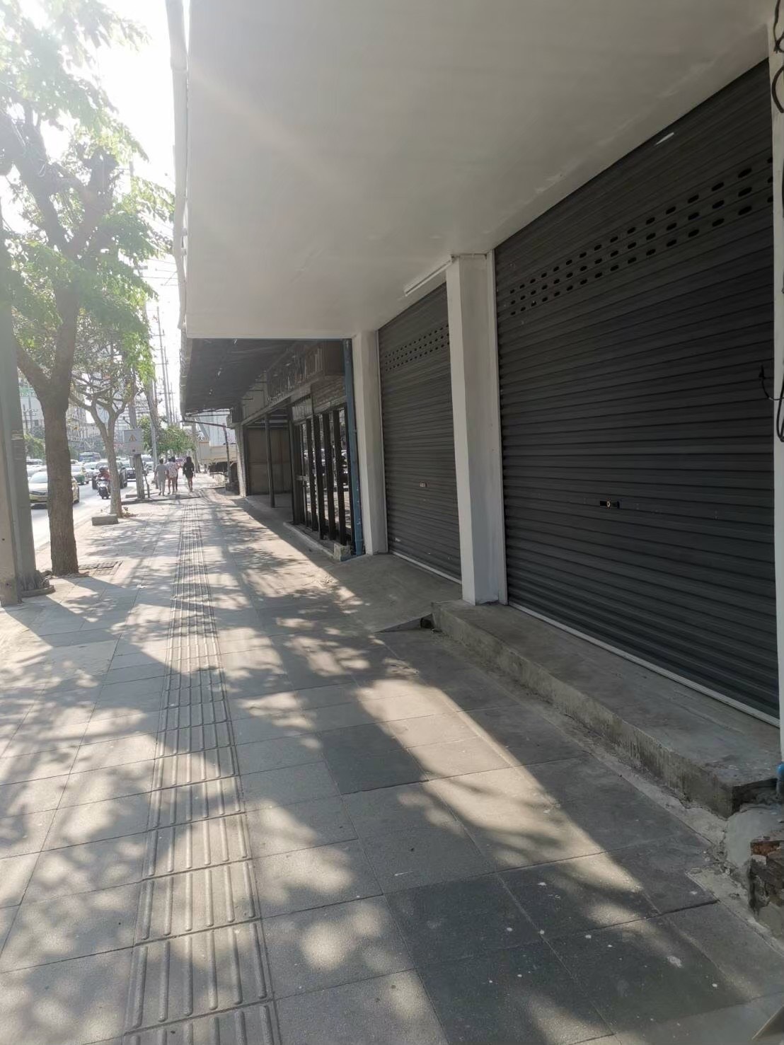 เจ้าของขายเอง ตึกติดถนนใหญ่เพชรบุรีตัดใหม่เยื้องซอยตรงข้ามเข้าทองหล่อ พื้นที่ตึก2ห้อง 3 ชั้นครึ่ง รูปที่ 5