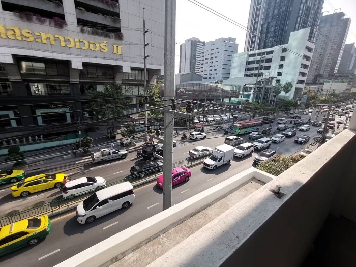 เจ้าของขายเอง ตึกติดถนนใหญ่เพชรบุรีตัดใหม่เยื้องซอยตรงข้ามเข้าทองหล่อ พื้นที่ตึก2ห้อง 3 ชั้นครึ่ง รูปที่ 4