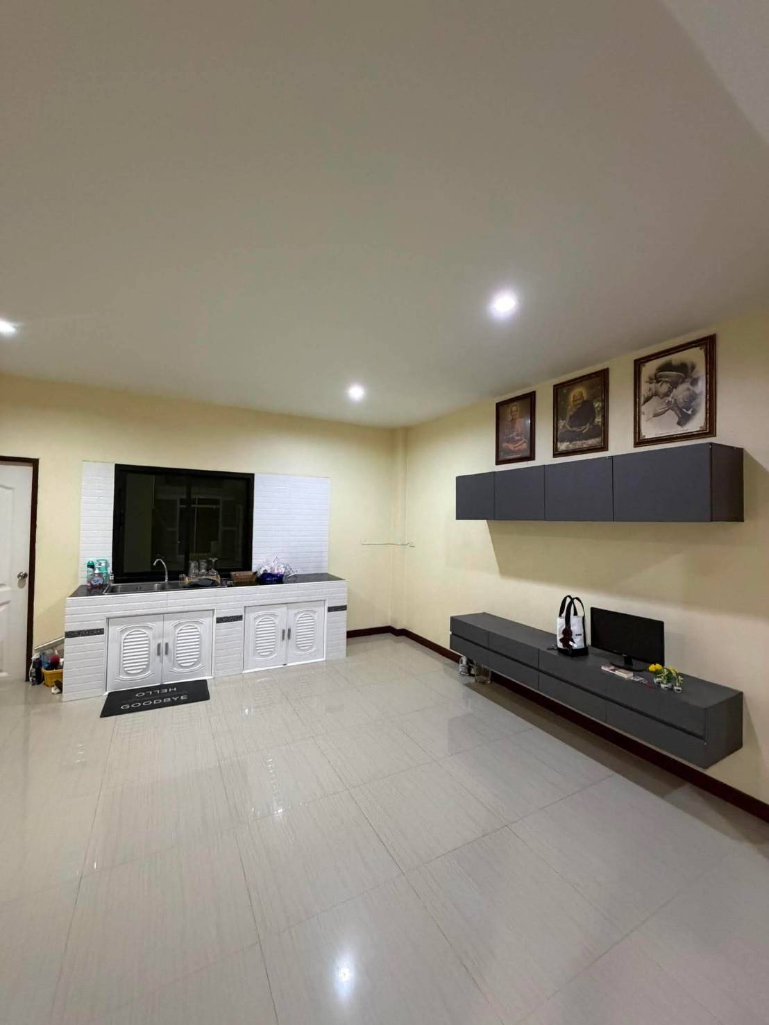 ขายถูกมาก!! ทาวน์เฮ้าส์ 2 ชั้น ติดถนน ทำเลทองใจกลางอำเภอเมือง ปราจีนบุรี ใกล้แม็คโคร  โรบินสัน รูปที่ 7