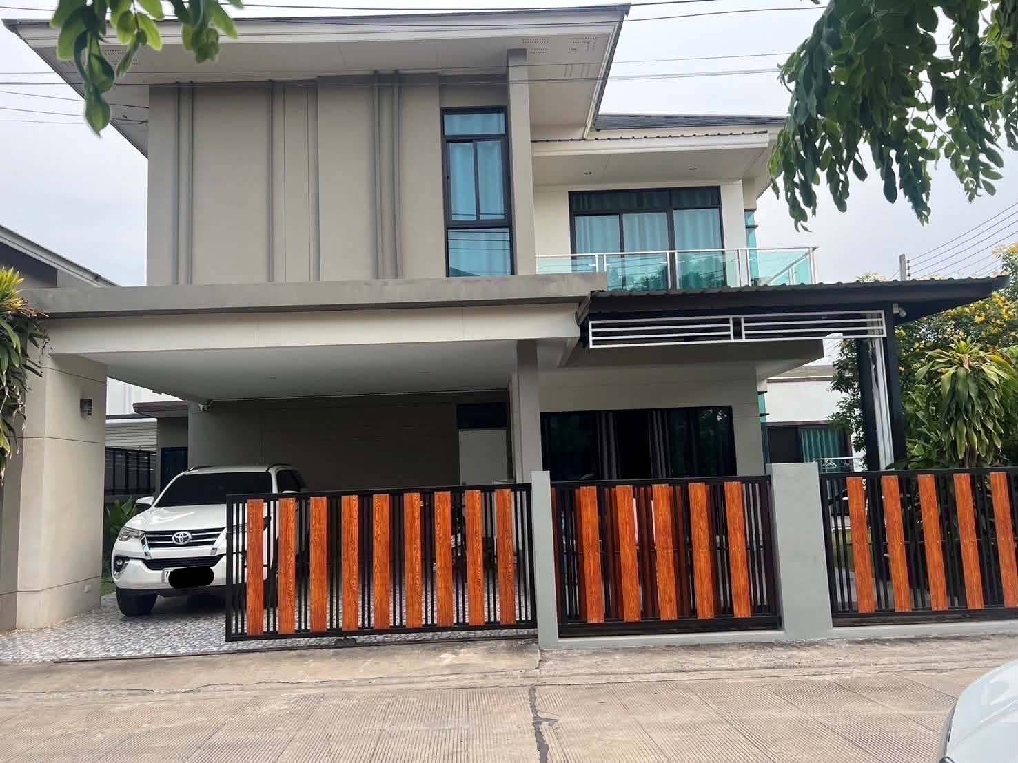 ขายถูกมาก!! บ้านเดี่ยว 2 ชั้น บ้านเลขที่ 99/98 ม.สิรินนารา อ.เมือง จ.อุดรธานี ใกล้พืชสวนโลก โลตัส เซ็นทรัลฯ รูปที่ 3
