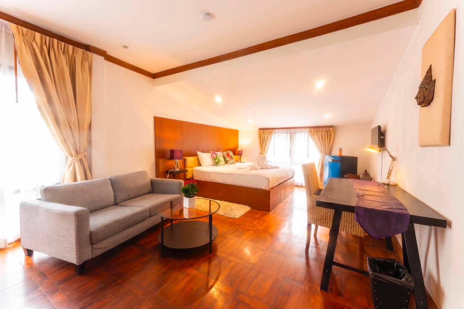 FOR RENT AT A GREAT PRICE!! Beautifully house, Sukhumvit Soi 15, Near BTS Asok and Terminal 21 รูปที่ 3