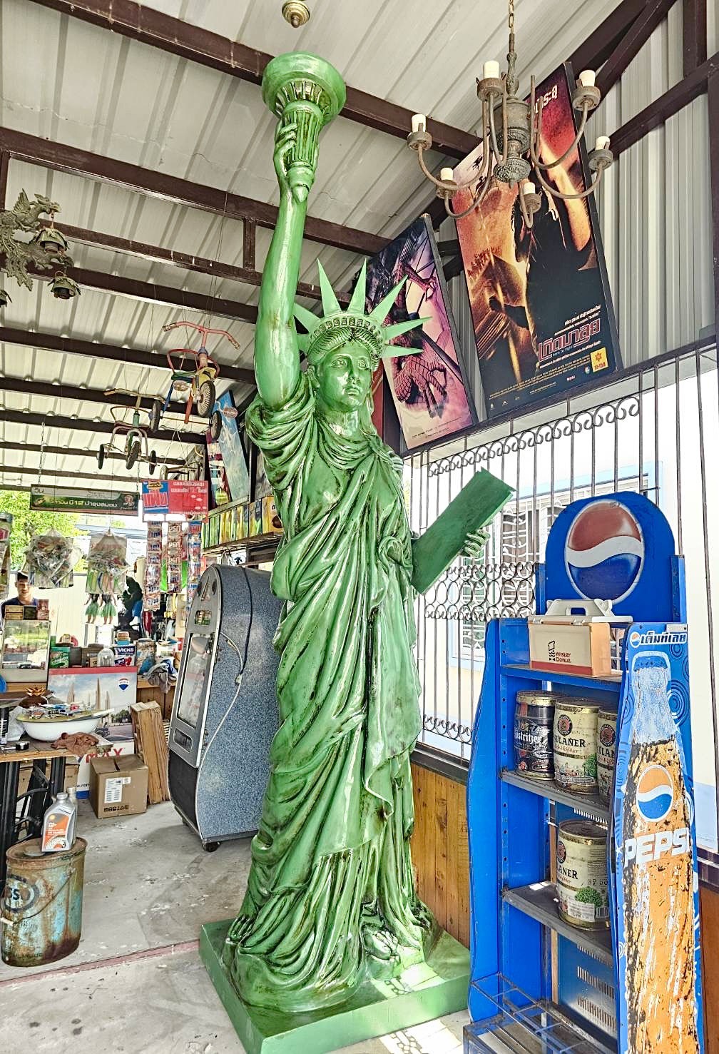 หุ่นตั้งโชว์ เทพีเสรีภาพ Statue of Liberty สูง3เมตรกว่า สภาพใหม่มือหนึ่ง สีเขียว รูปที่ 7